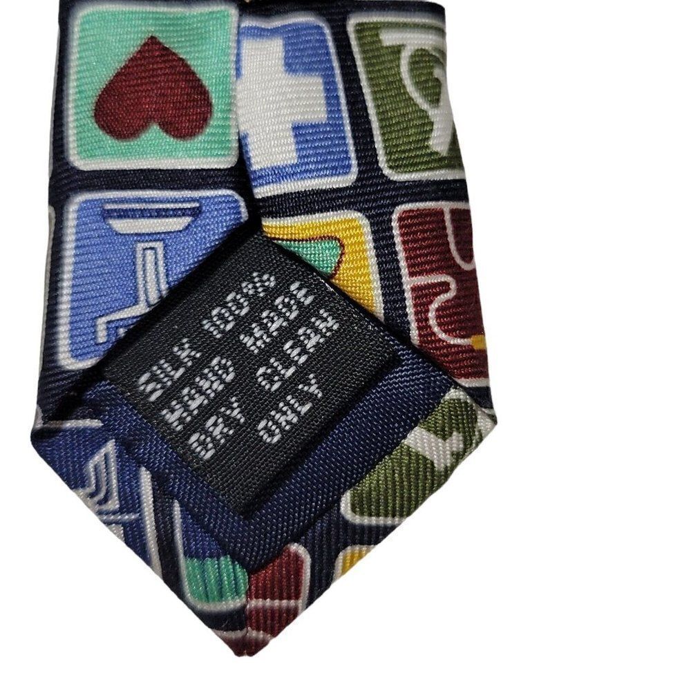 Wild Ties Mens Neck Tie Medical Symbols Instruments 100% Silk Multicolor 60" GUC - Picture 11 of 11